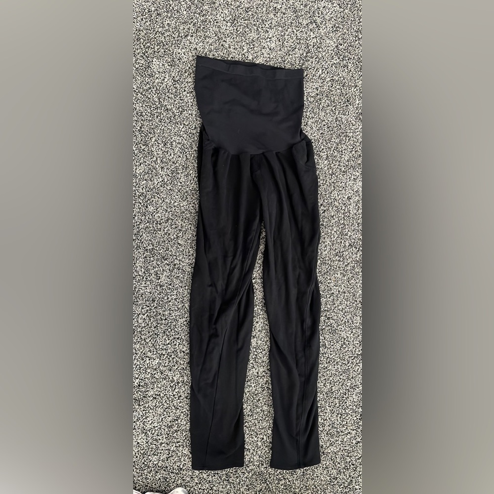 Motherhood leggings